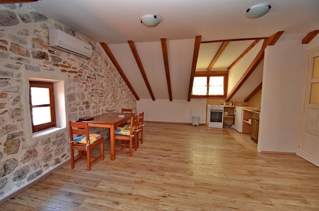Apartments Historic Stone House Kotor Phòng bức ảnh
