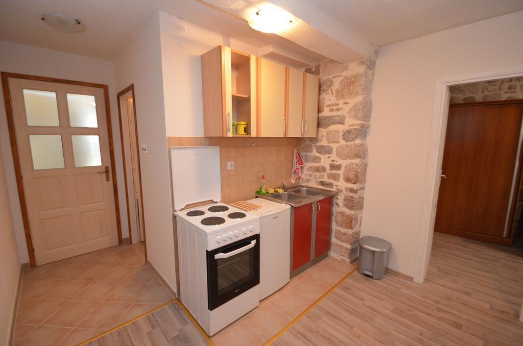 Apartments Historic Stone House Kotor Phòng bức ảnh