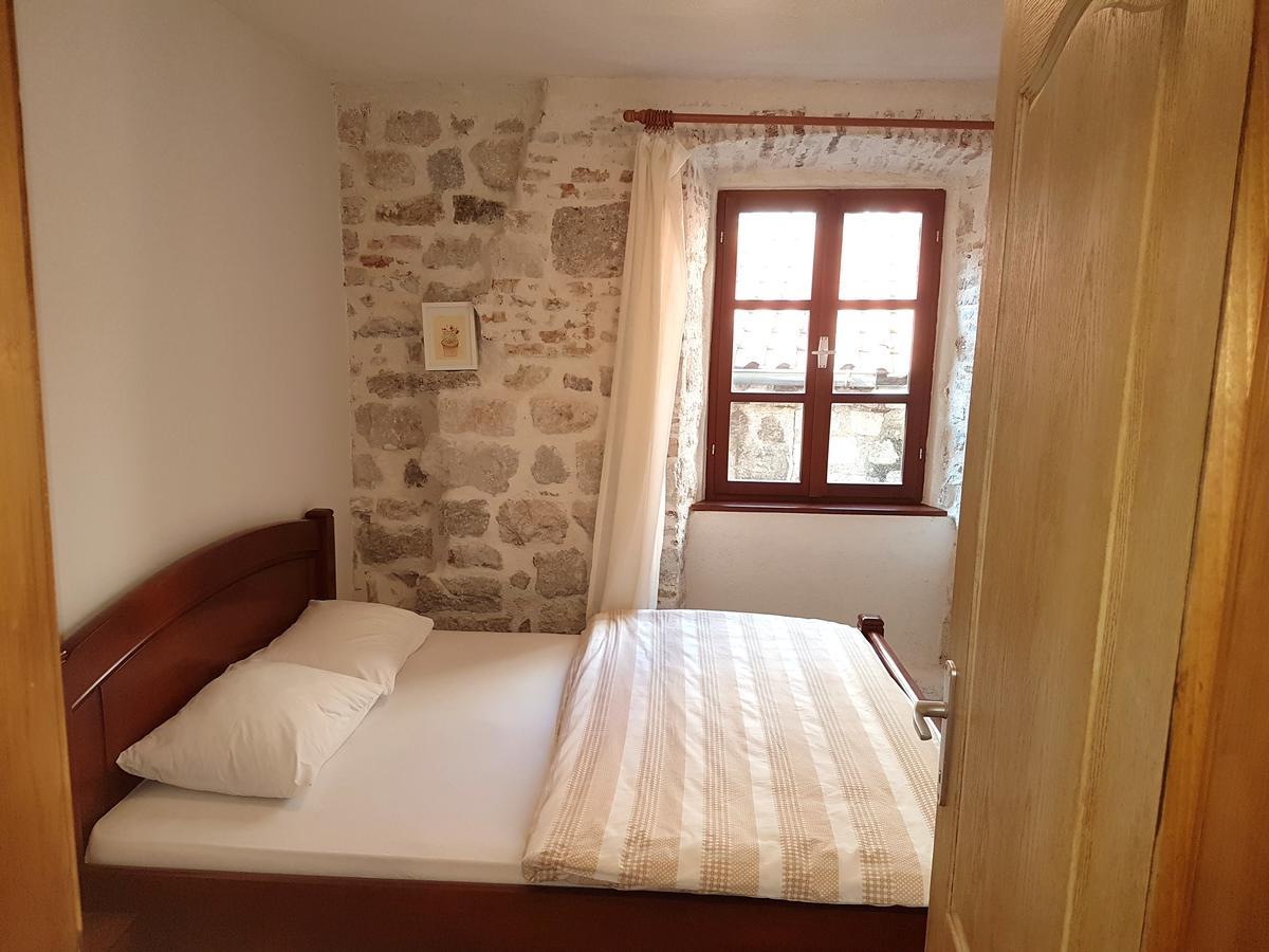 Apartments Historic Stone House Kotor Ngoại thất bức ảnh