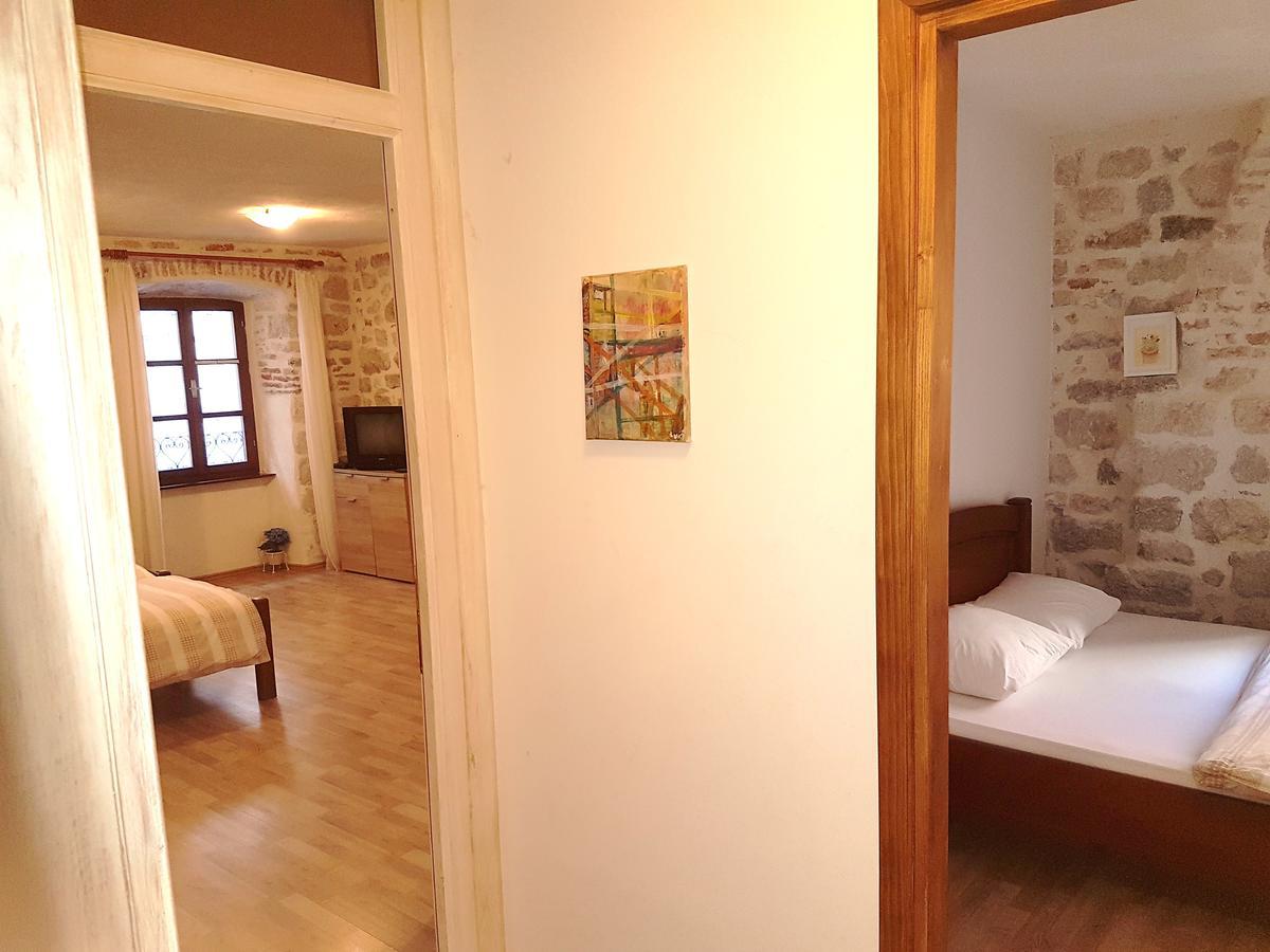 Apartments Historic Stone House Kotor Ngoại thất bức ảnh